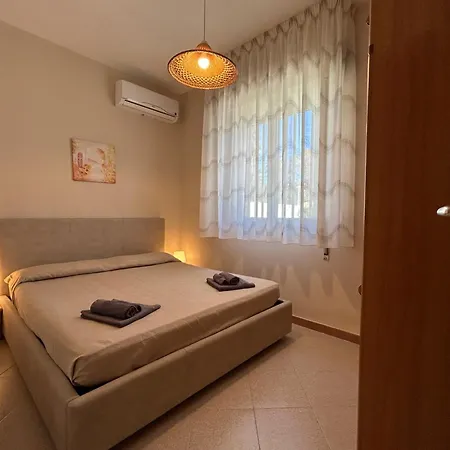 Red House Near The Sandy Beach, Parking & Wi-fi *