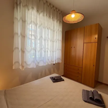 Red House Near The Sandy Beach, Parking & Wi-fi *